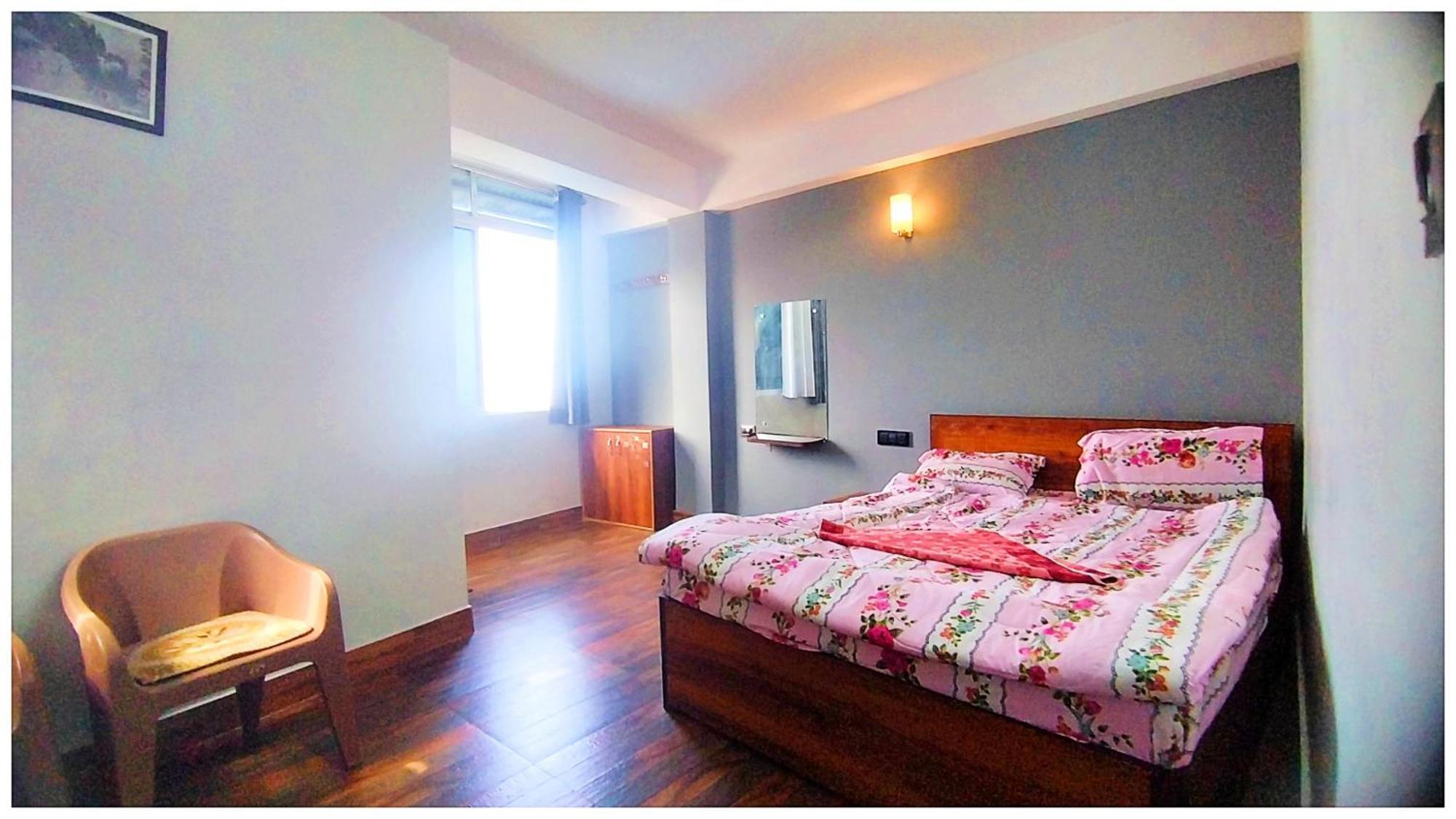 Hotel Premium Pitstop Near Railway Station Best Hotel In Darjeeling Νταρτζίλινγκ Εξωτερικό φωτογραφία